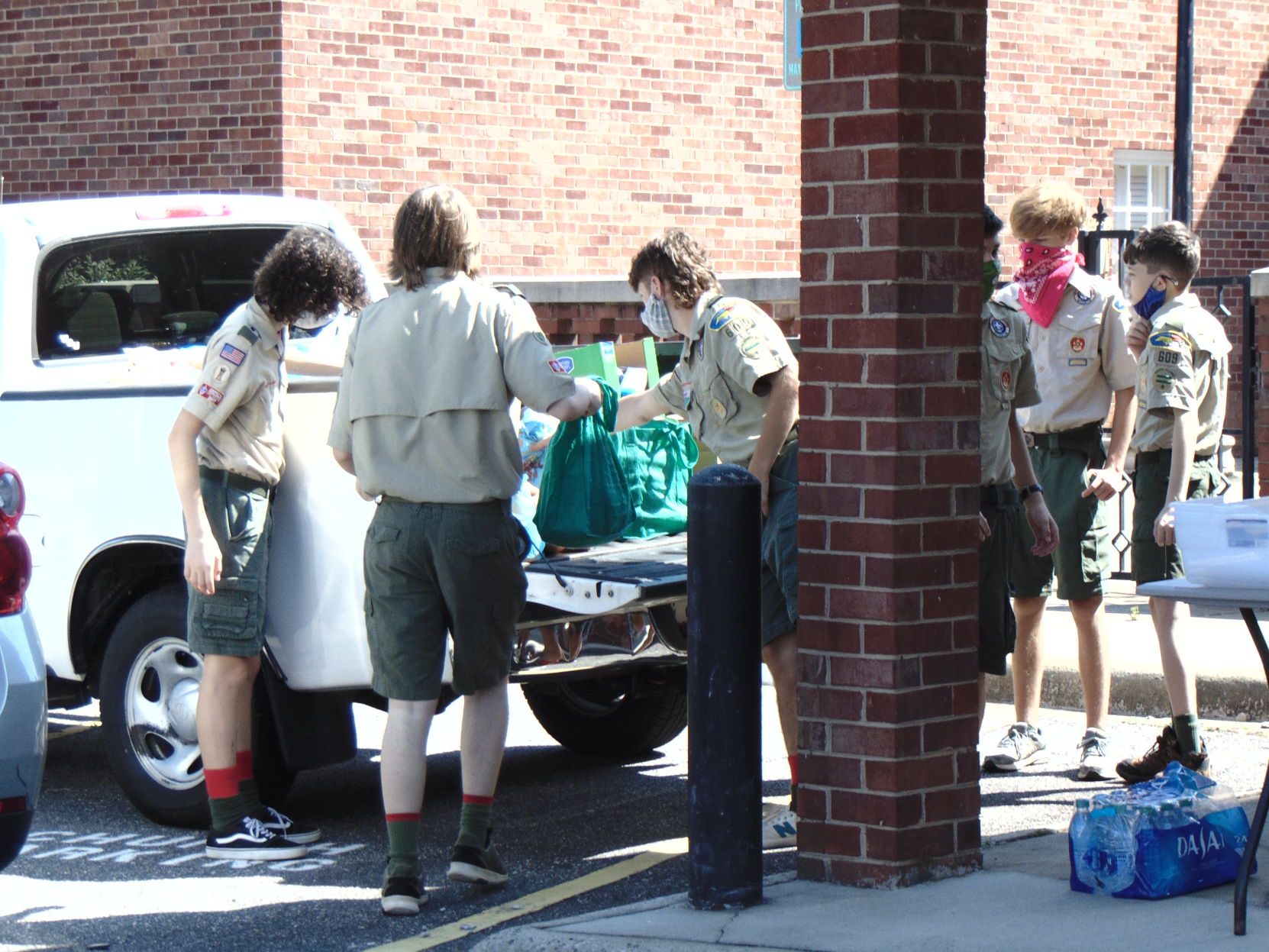 Boy Scouts food drive (14).JPG